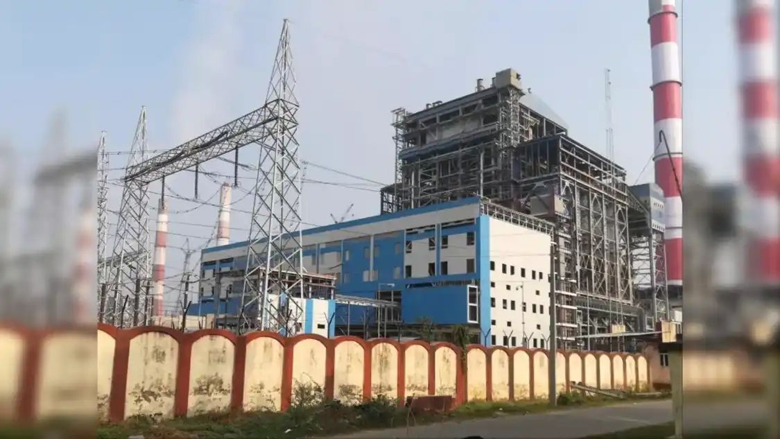 ऊंचाहार एनटीपीसी परिसर बना ठेकेदारो के  रण का  मैदान